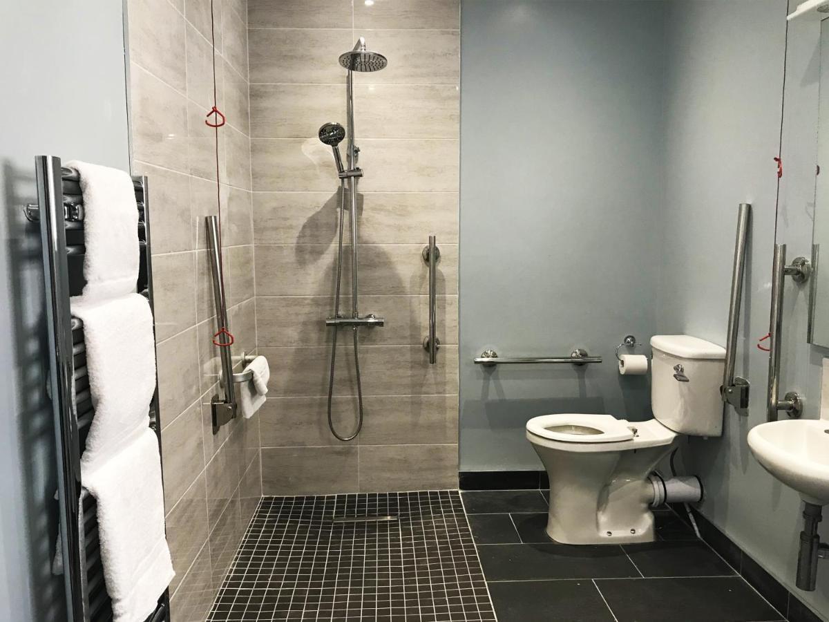 The Muse - Luxury 5 Bedroom House * Belfast