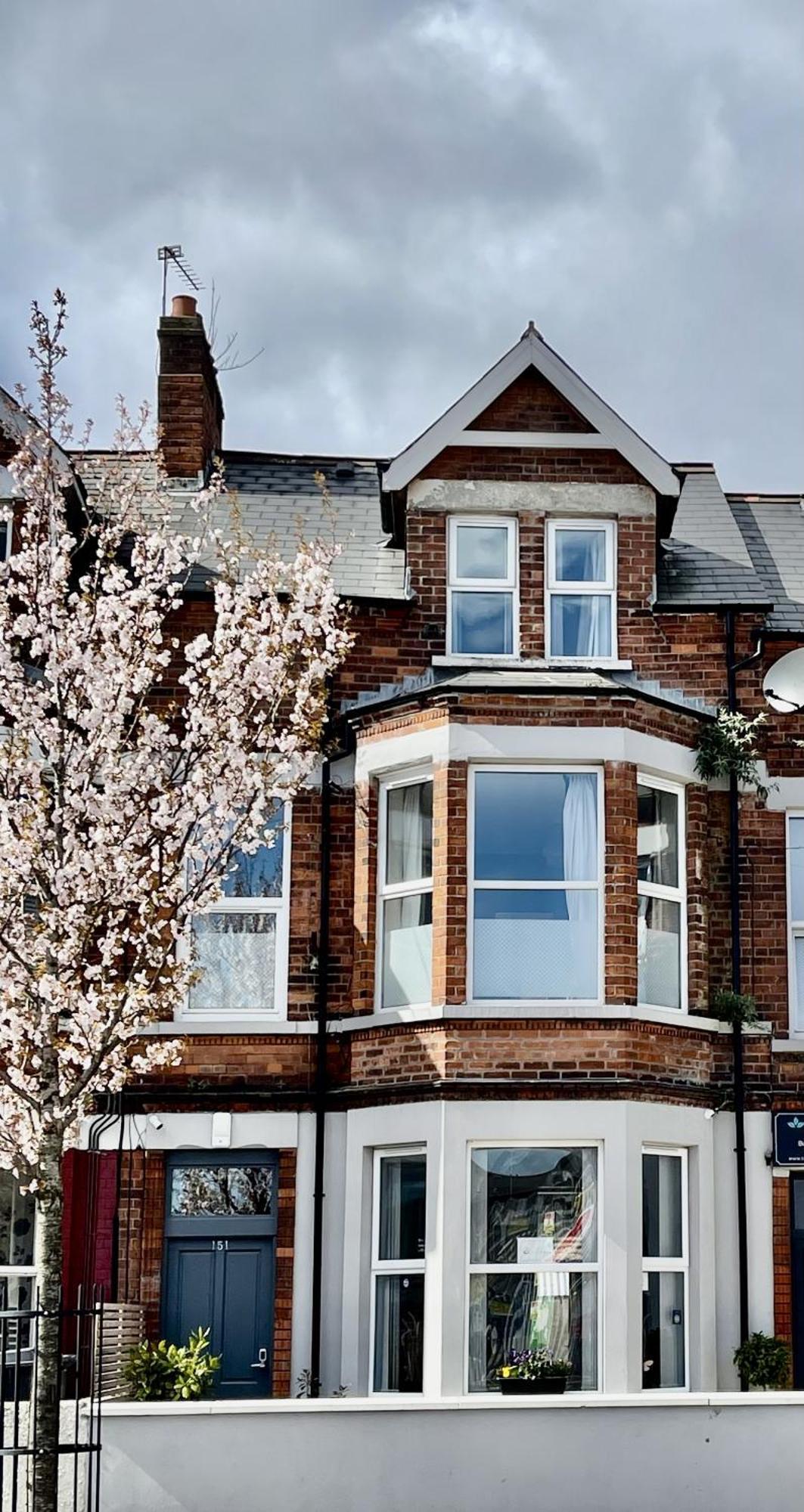 The Muse - Luxury 5 Bedroom House *
